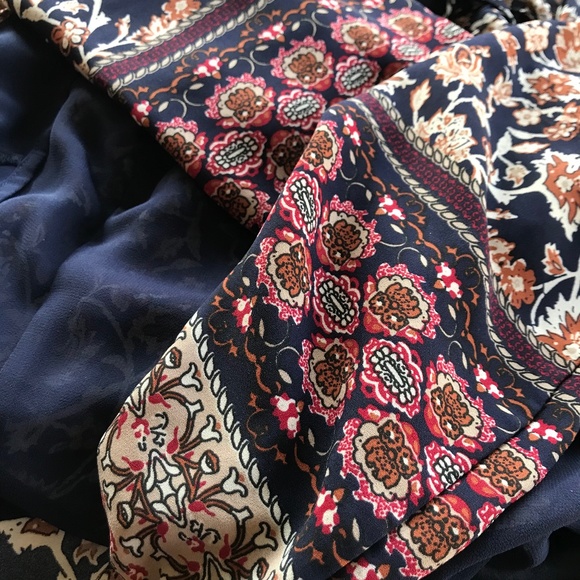 Long Sleeve Box Style Dress Lined Puffy Sleeves - Picture 16 of 16